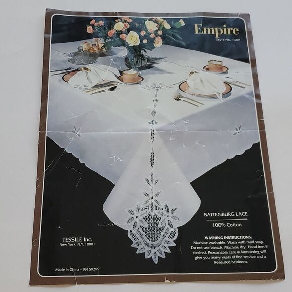 NEW EMPIRE VINTAGE BATTENBERG LACE TABLECLOTH 102" BY 66" OBLONG WHITE COTTON - Picture 5 of 5